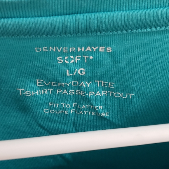 ❌SOLD❌ Denver Hayes cotton tee - Picture 2 of 6